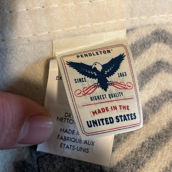 Pendleton Silver Bark Heritage Collection Blanket - Picture 4 of 8